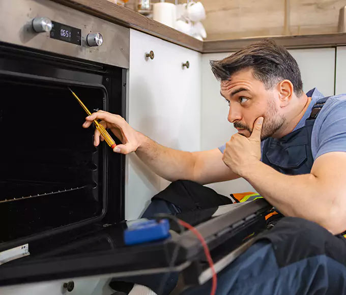 Why Belchertown Households Choose Belchertown Appliance Pro for Every Gas Oven Fix?